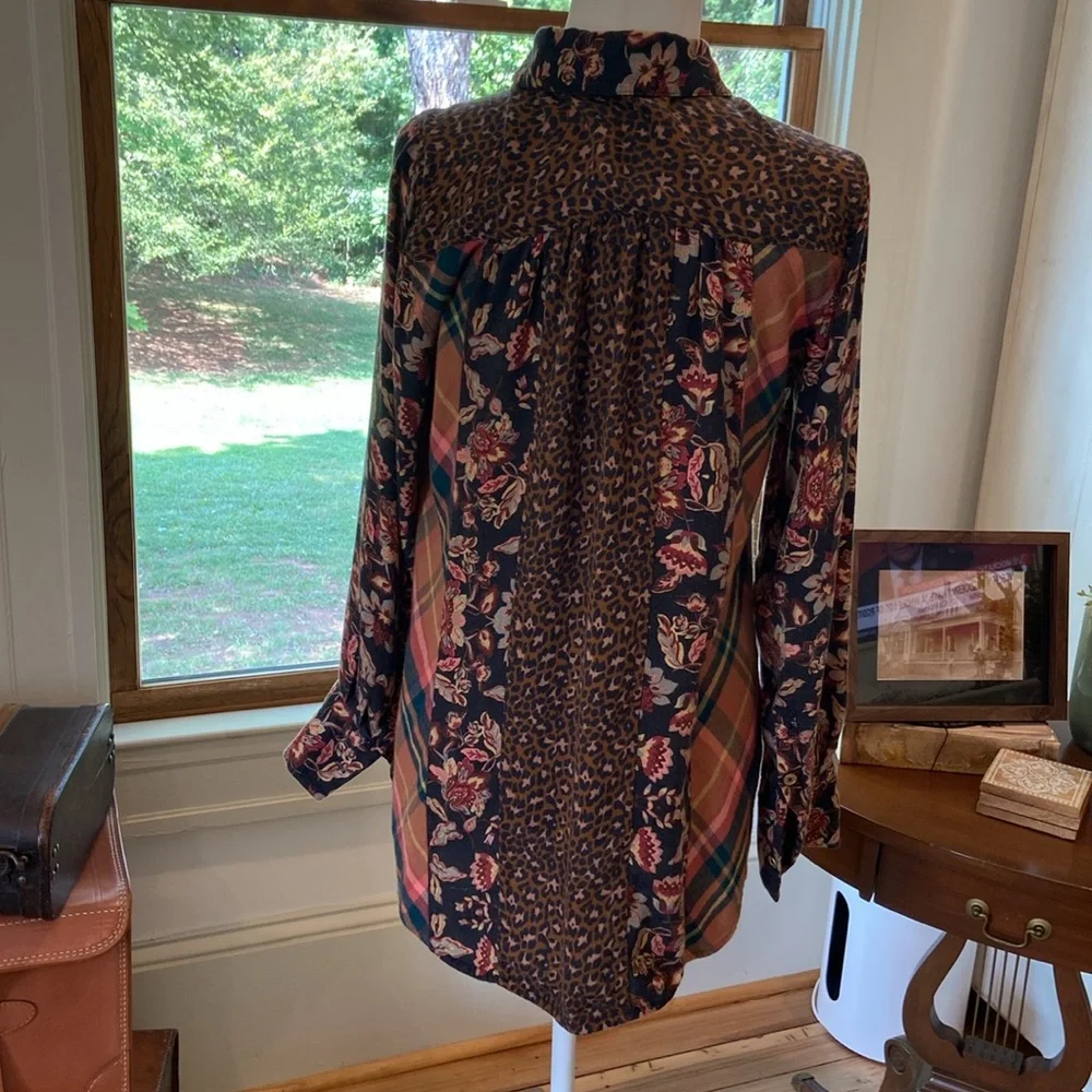 Soft Surroundings Icon Print Mix Tunic Shirt Black Thrush Sz M